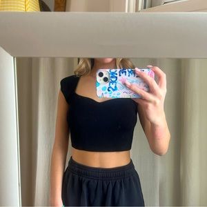 Cropped Ribbed Black Top